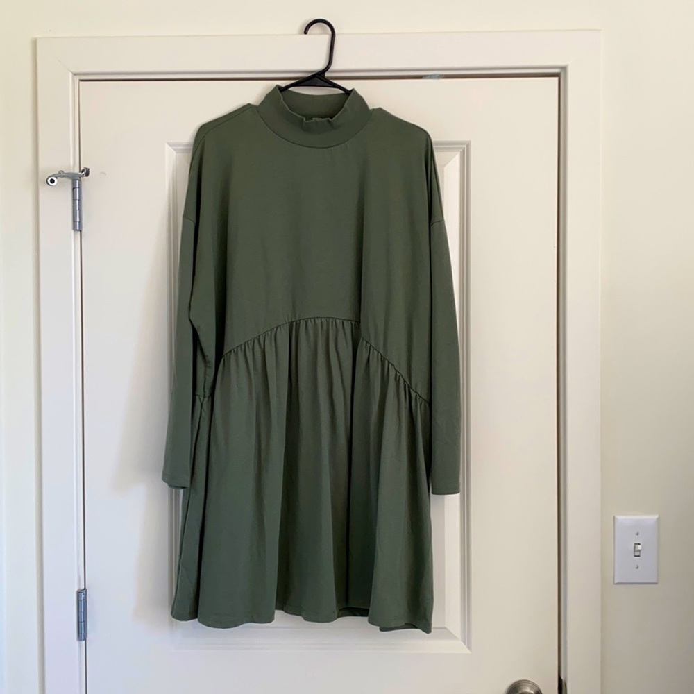Brand new never worn ASOS dress